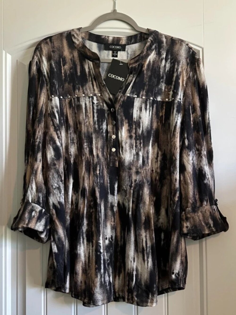NWT Cocomo Studded Abstract Top XL